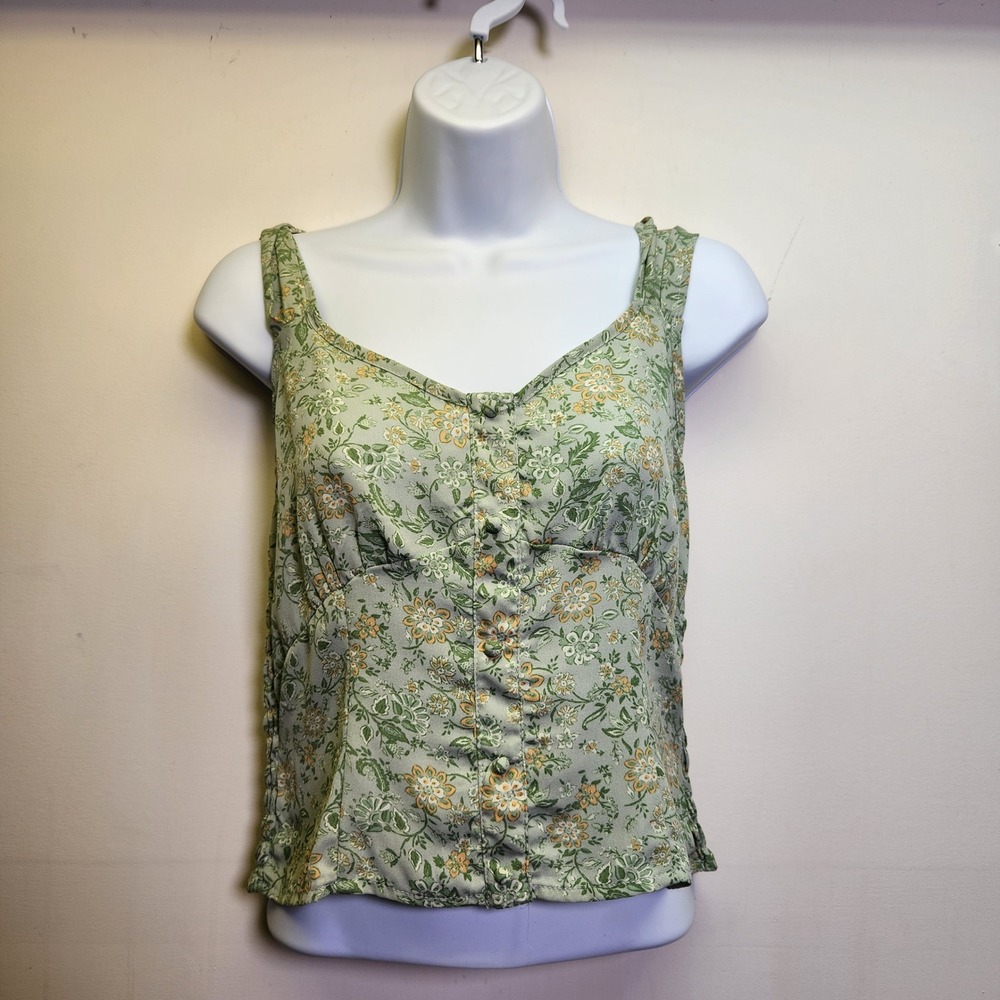 NWT Sienna Sky Babydoll Top‎ Med Smocking Sage Green Floral Wide Straps Chiffon
